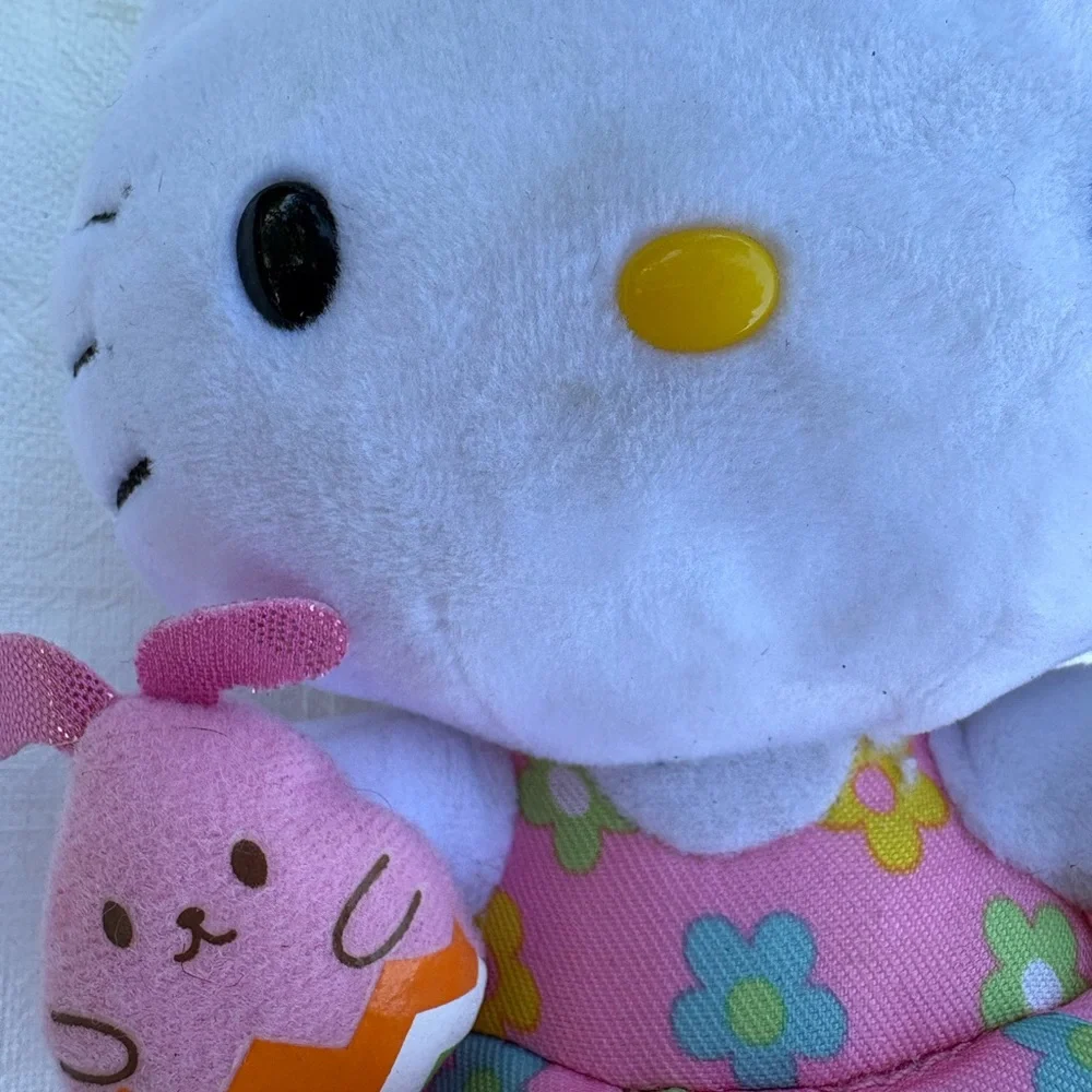 Hello Kitty Easter Beanie Baby + Minifigure
